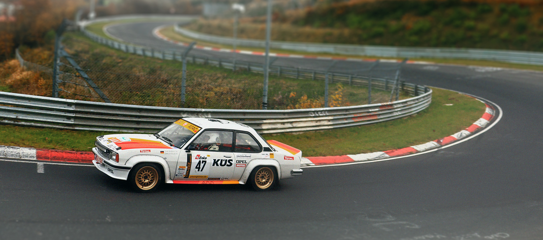 SIEG AM NÜRBURGRING.